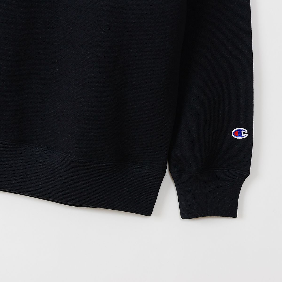 CREW NECK SWEATSHIRT