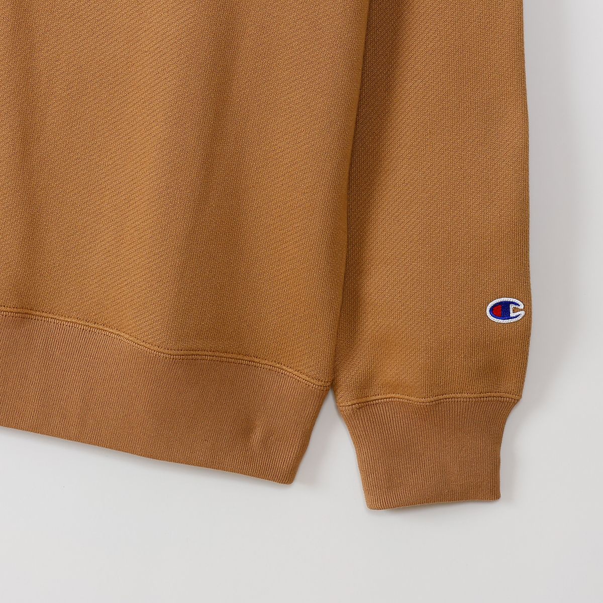 CREW NECK SWEATSHIRT