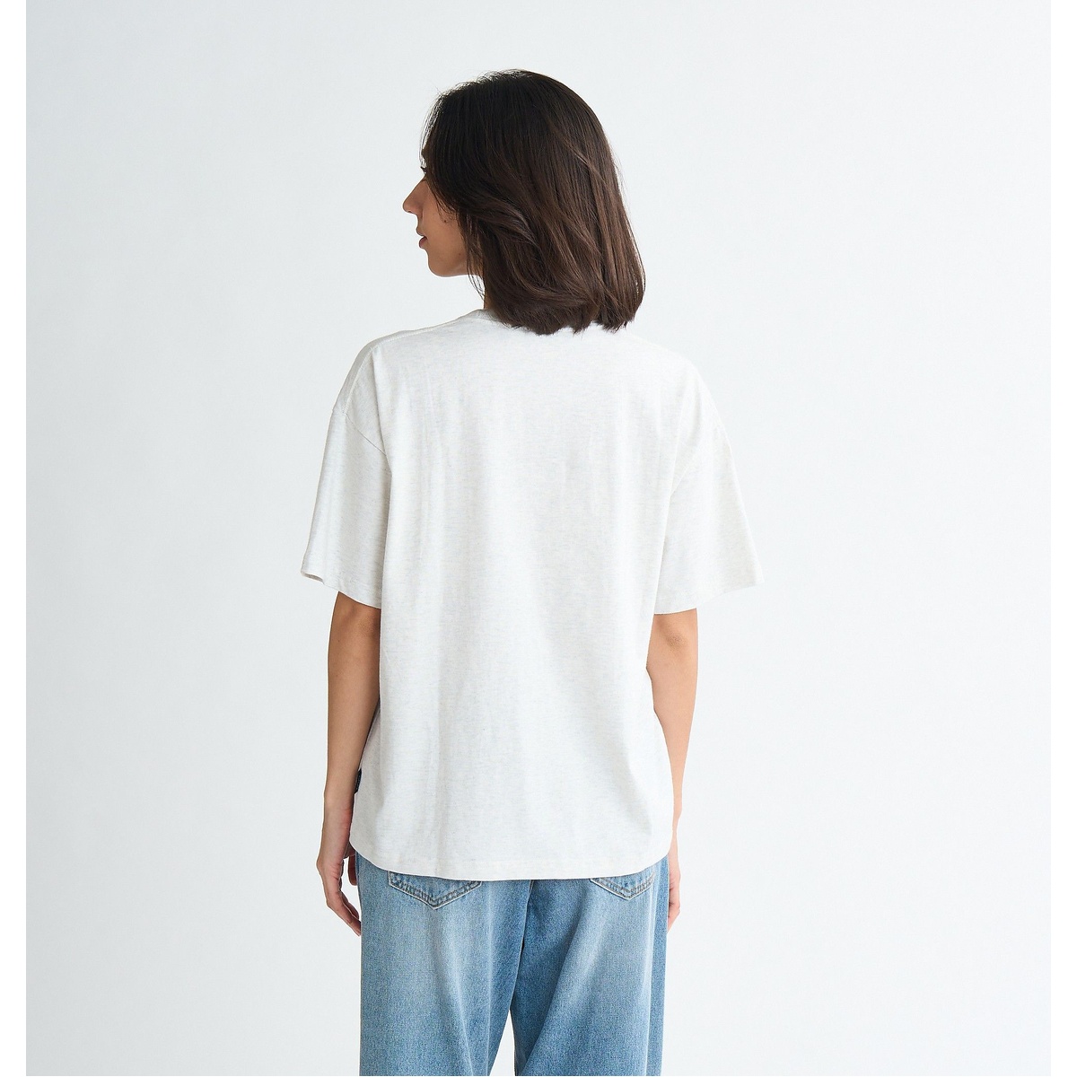 COLORFUL EMBROIDERY TEE