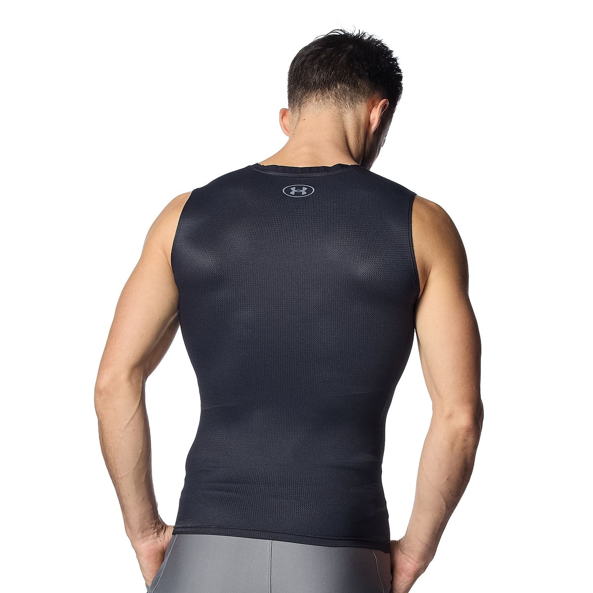 UA COOL COMPRESSION SLEEVELESS SHIRT