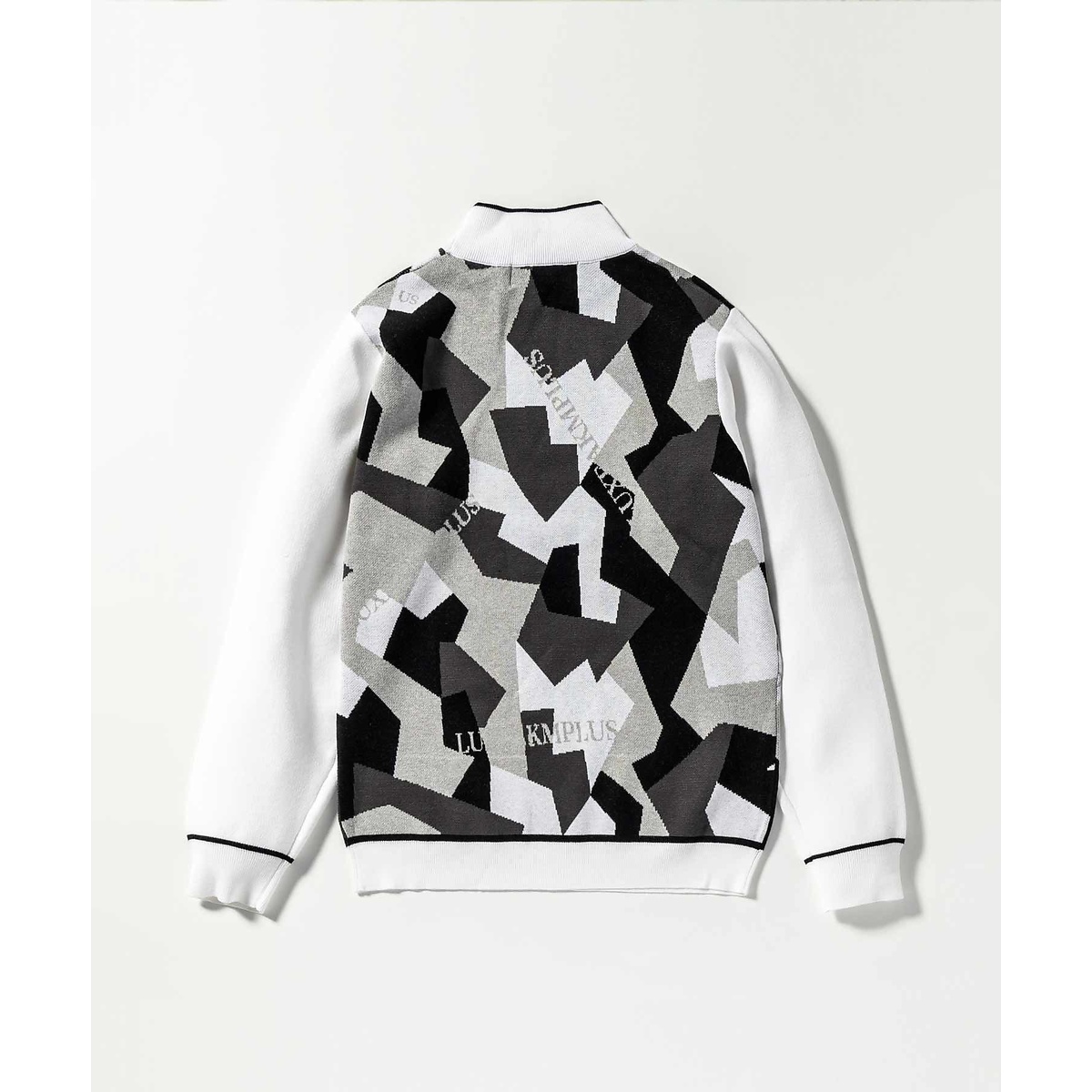 CAMO PATTERN MOCK NECK KNIT