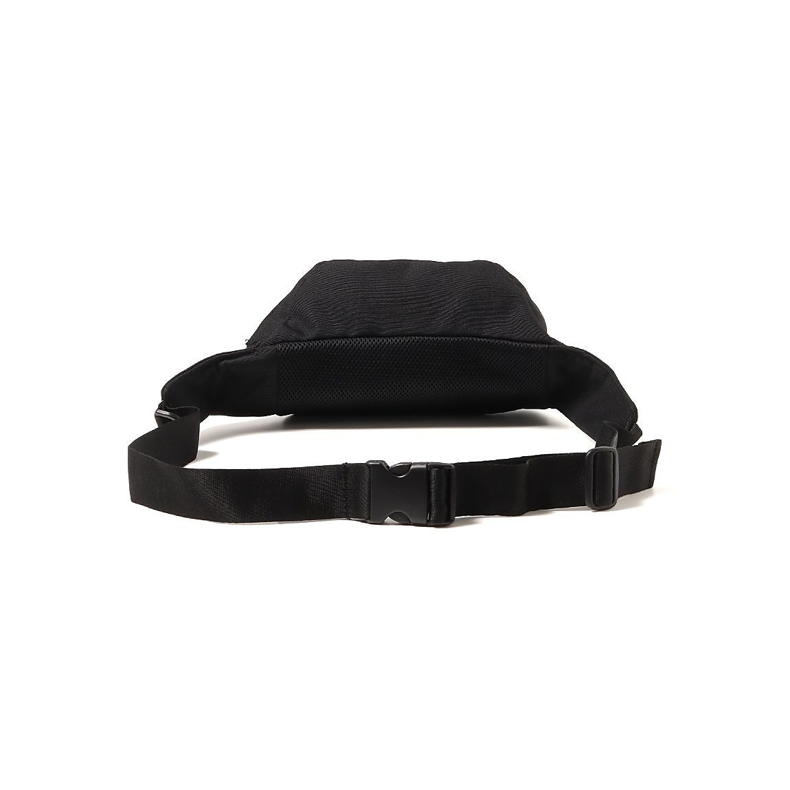 ウエストポーチ