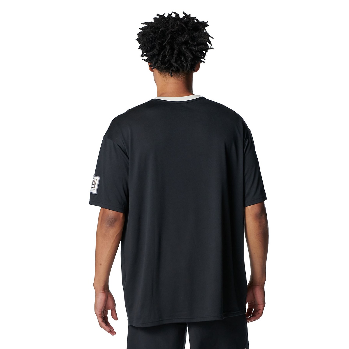 UA TECH STREET QUEST SHORT SLEEVE T-SHIRT