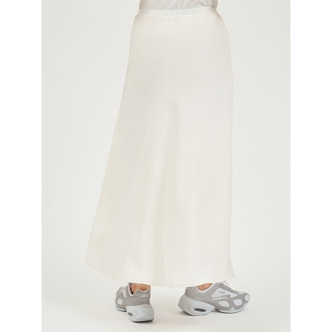 ゴムウエストナロースカート