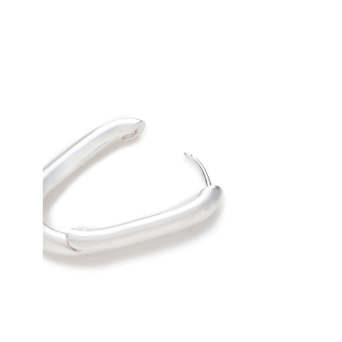 フープワンタッチピアス