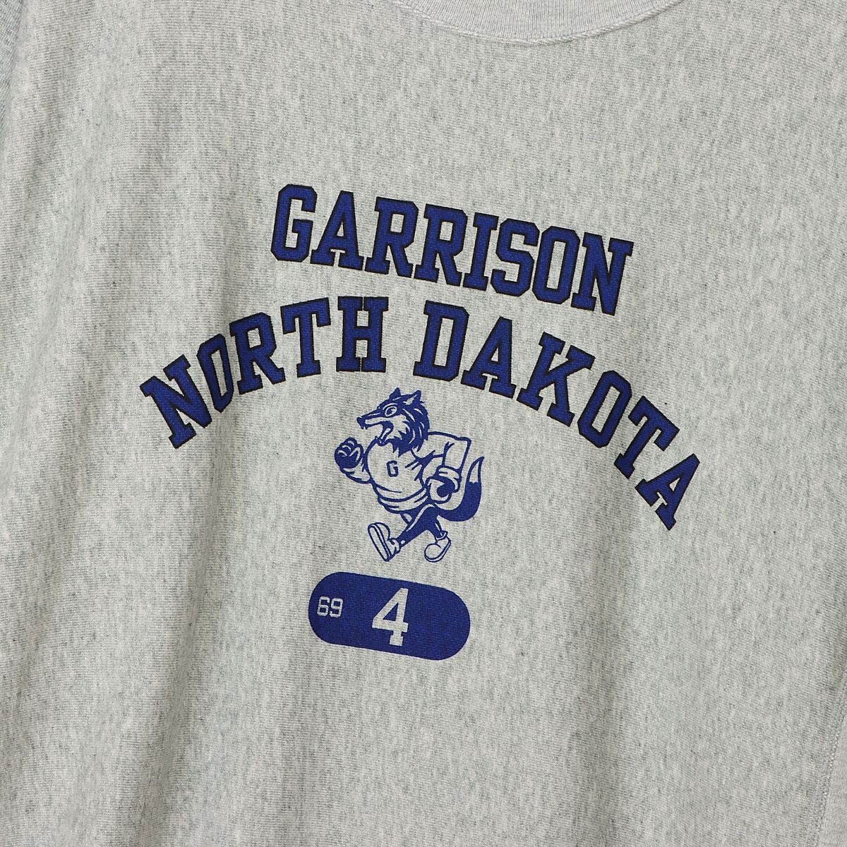 RW CREW NECK SWEATSHIRT