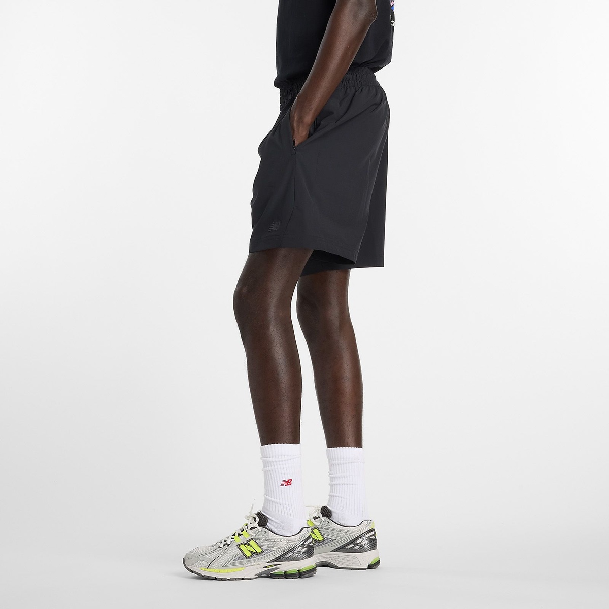 アスレチックスストレッチウーブンショーツ7インチ