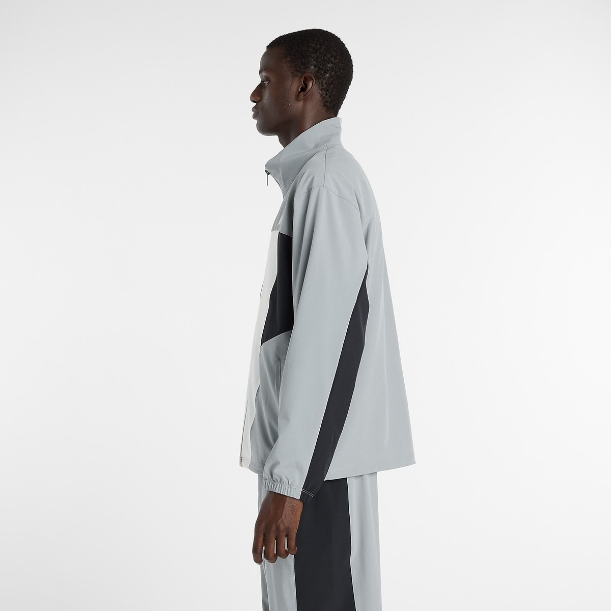 ウーブントラックジャケット