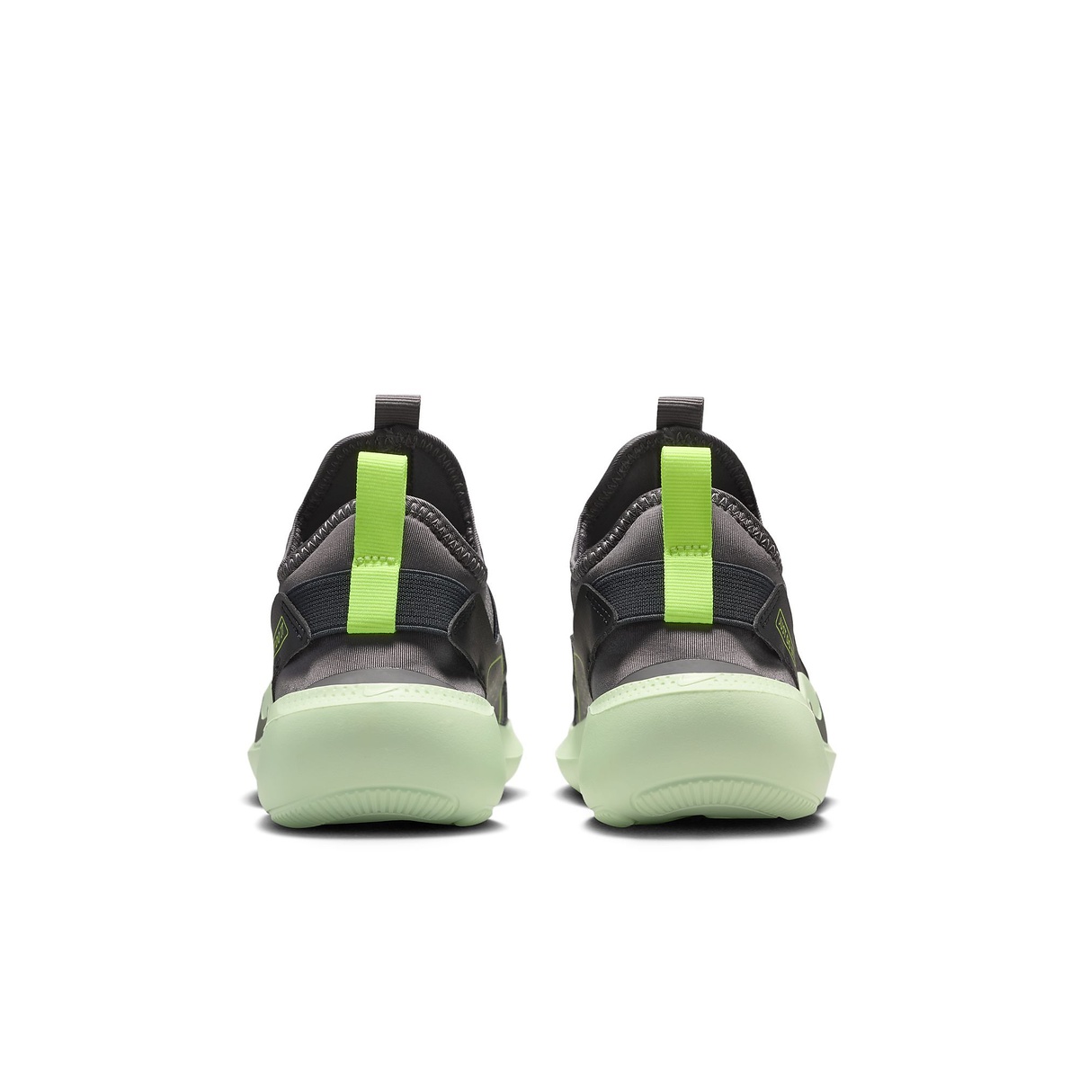 ナイキ フレックス ランナー 4 GS