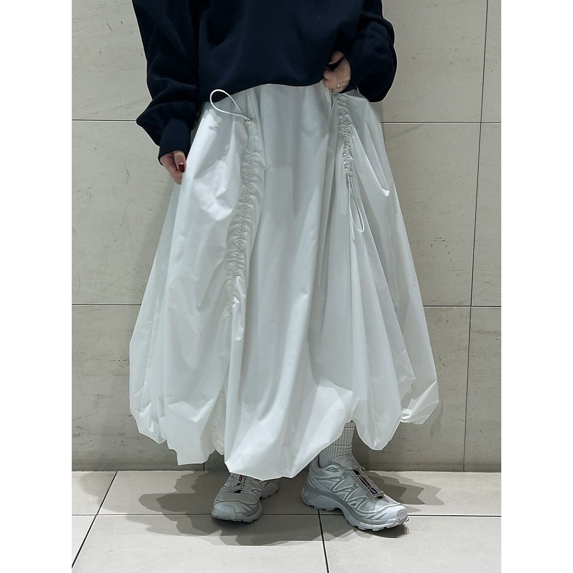 撥水 ドロストバルーンスカート