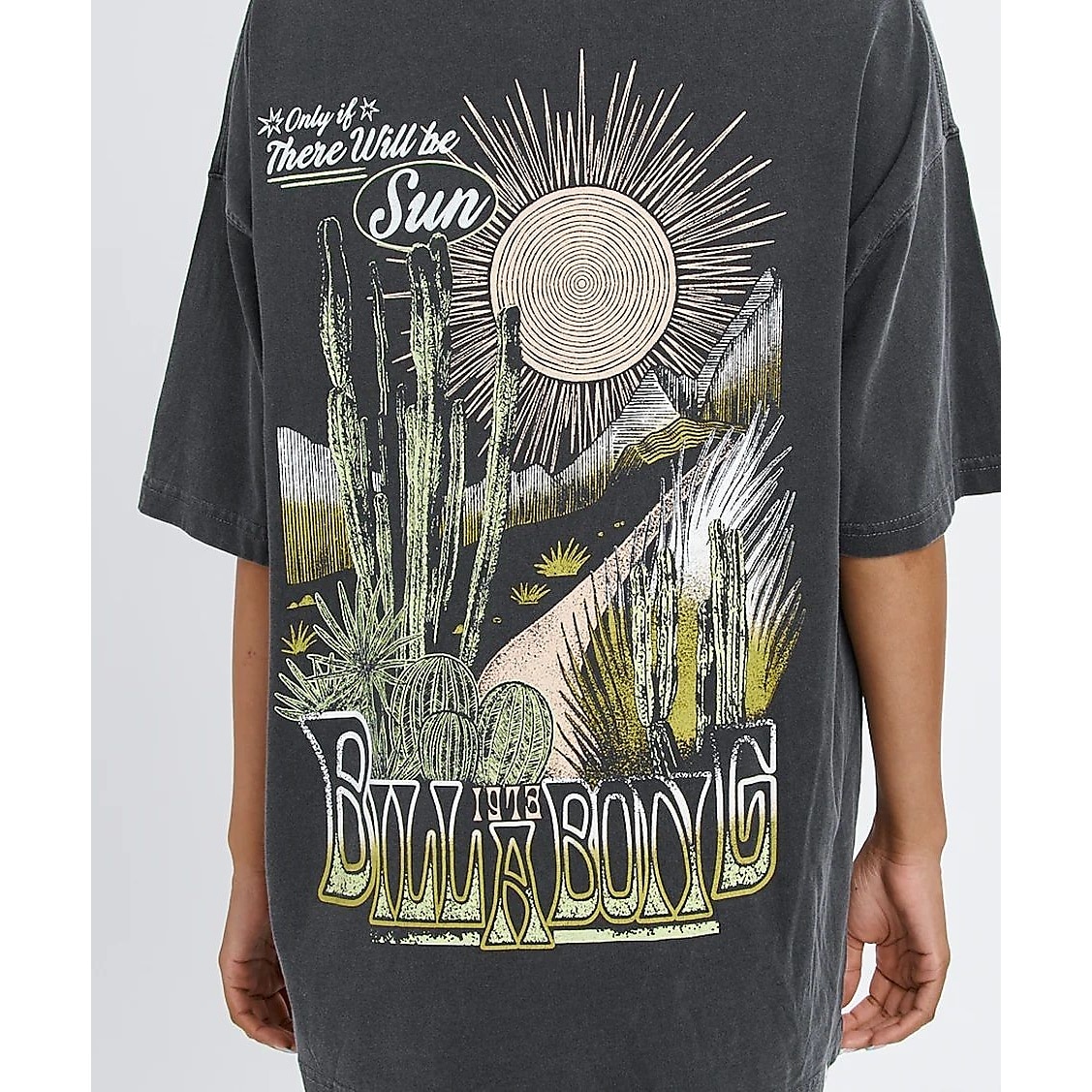 GRAPHIC PRINT LOOSE TEE