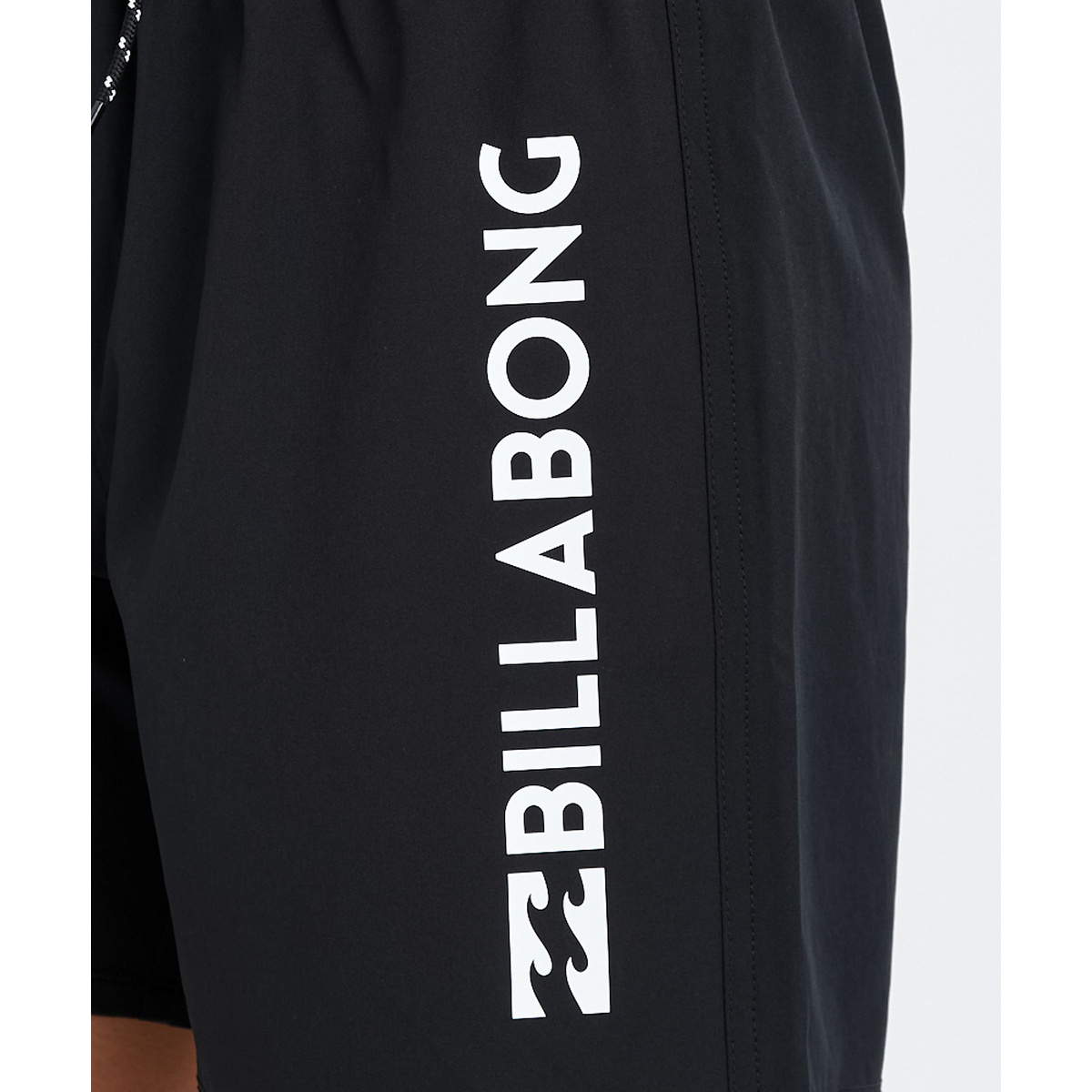 MIDDLE BOARDSHORTS