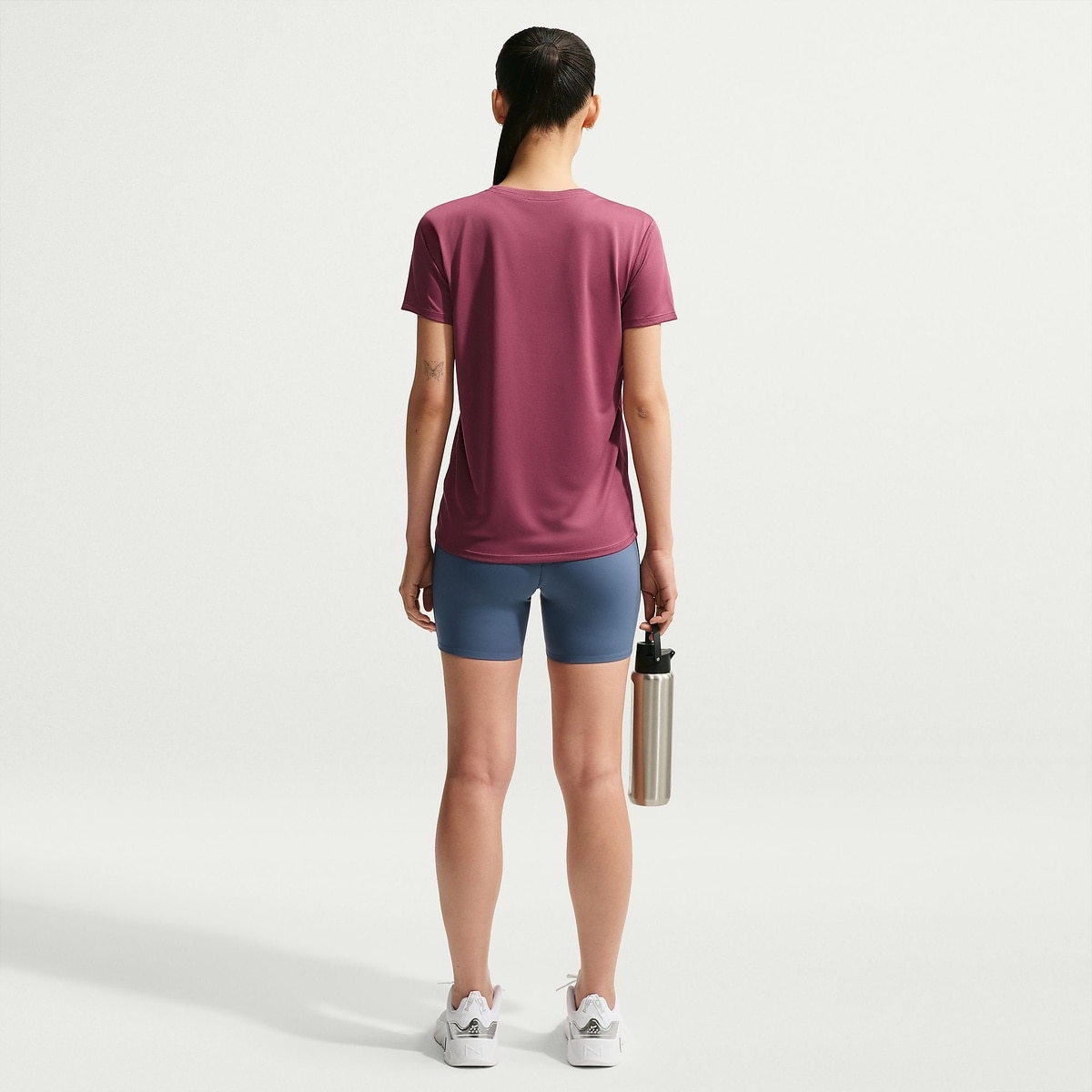 ナイキ ウィメンズ DF RLGD S/S Tシャツ