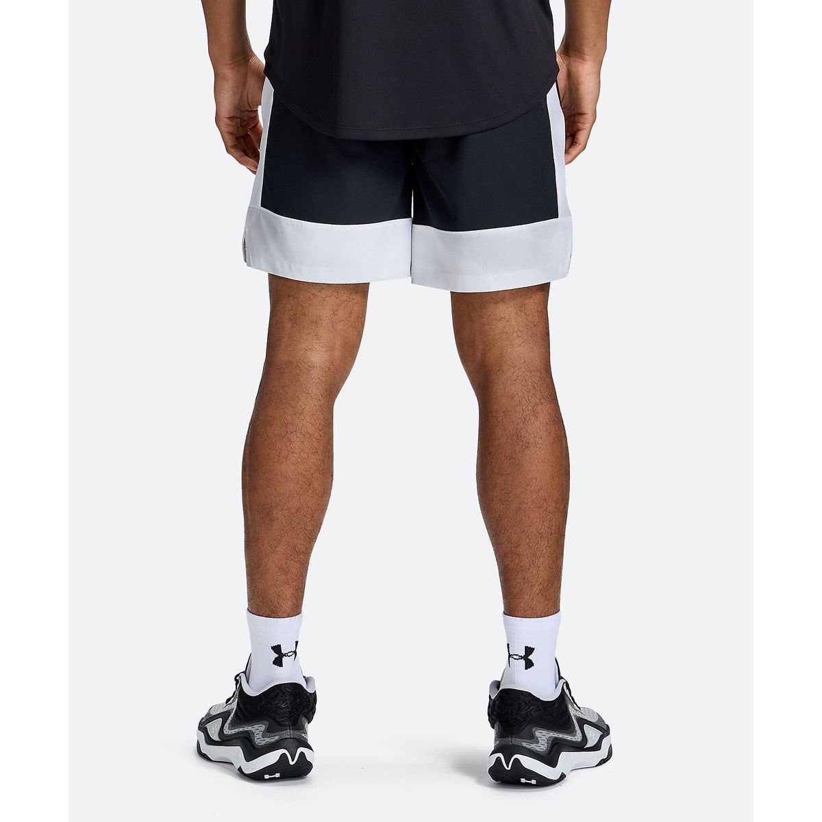 UA SPLASH WOVEN SHORTS