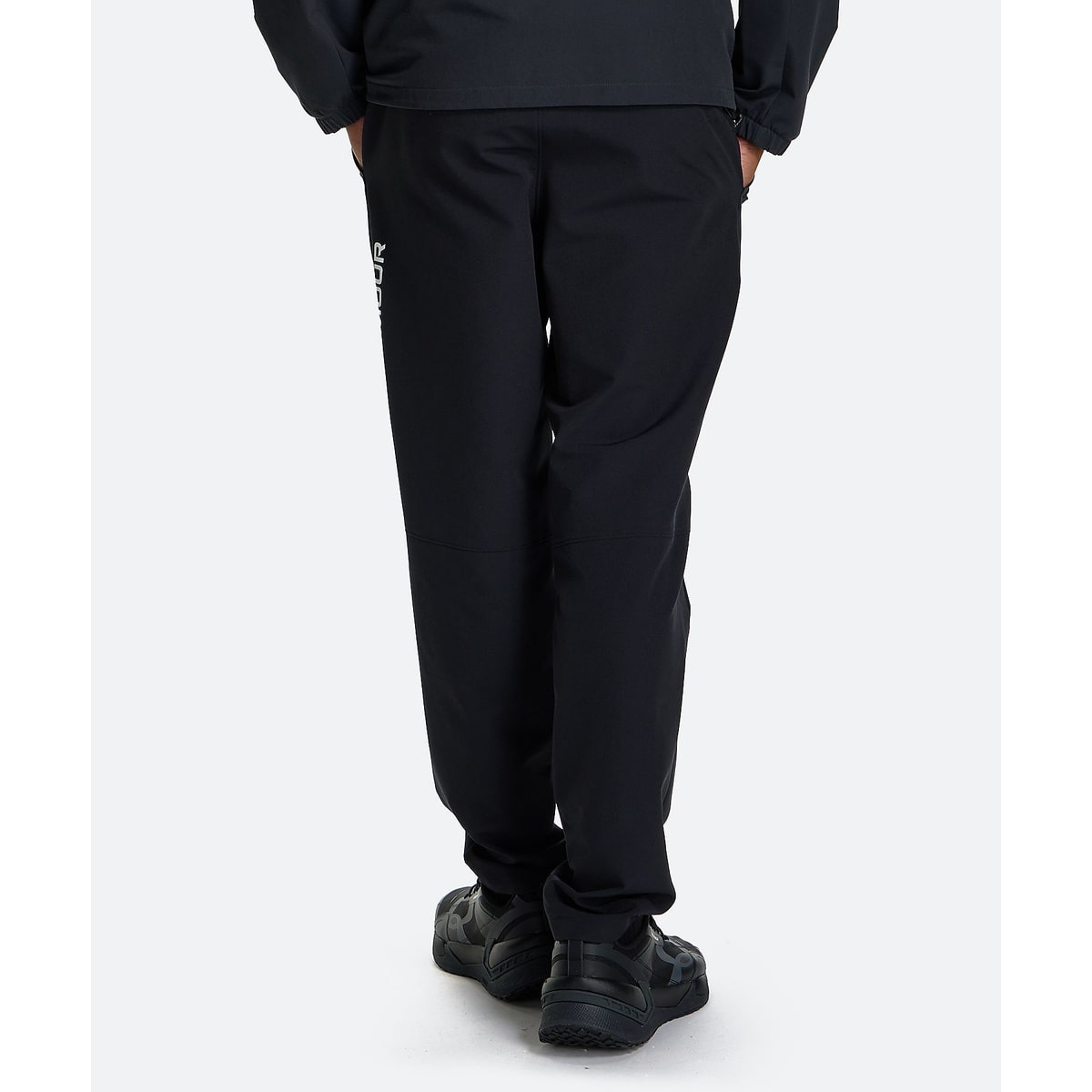 UA BRUSHED WOVEN PANTS