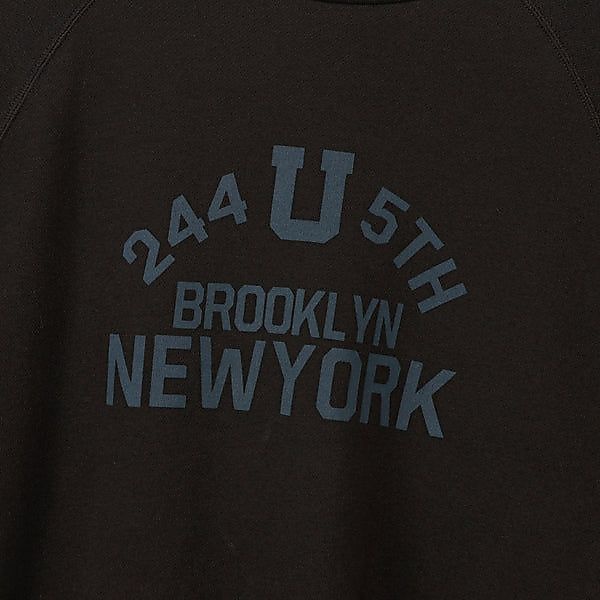 RAGLAN SLEEVE SWEATSHIRT