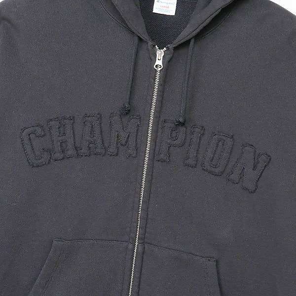 ZIP HOODED SWEATSHIRT