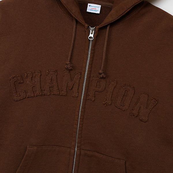 ZIP HOODED SWEATSHIRT