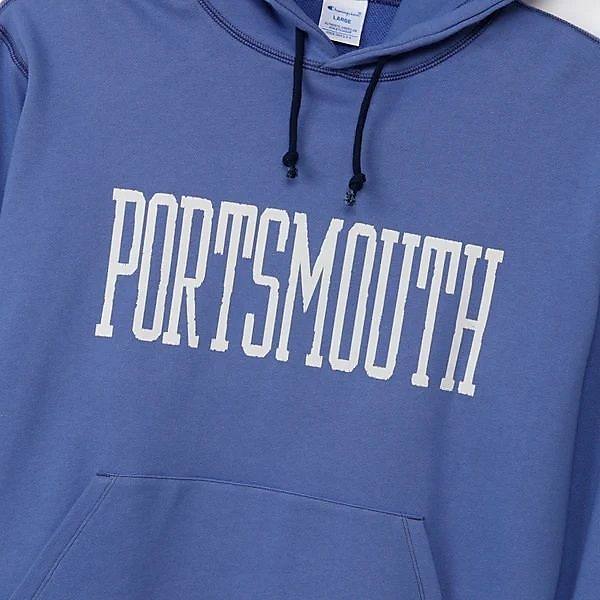 HOODED SWEATSHIRT