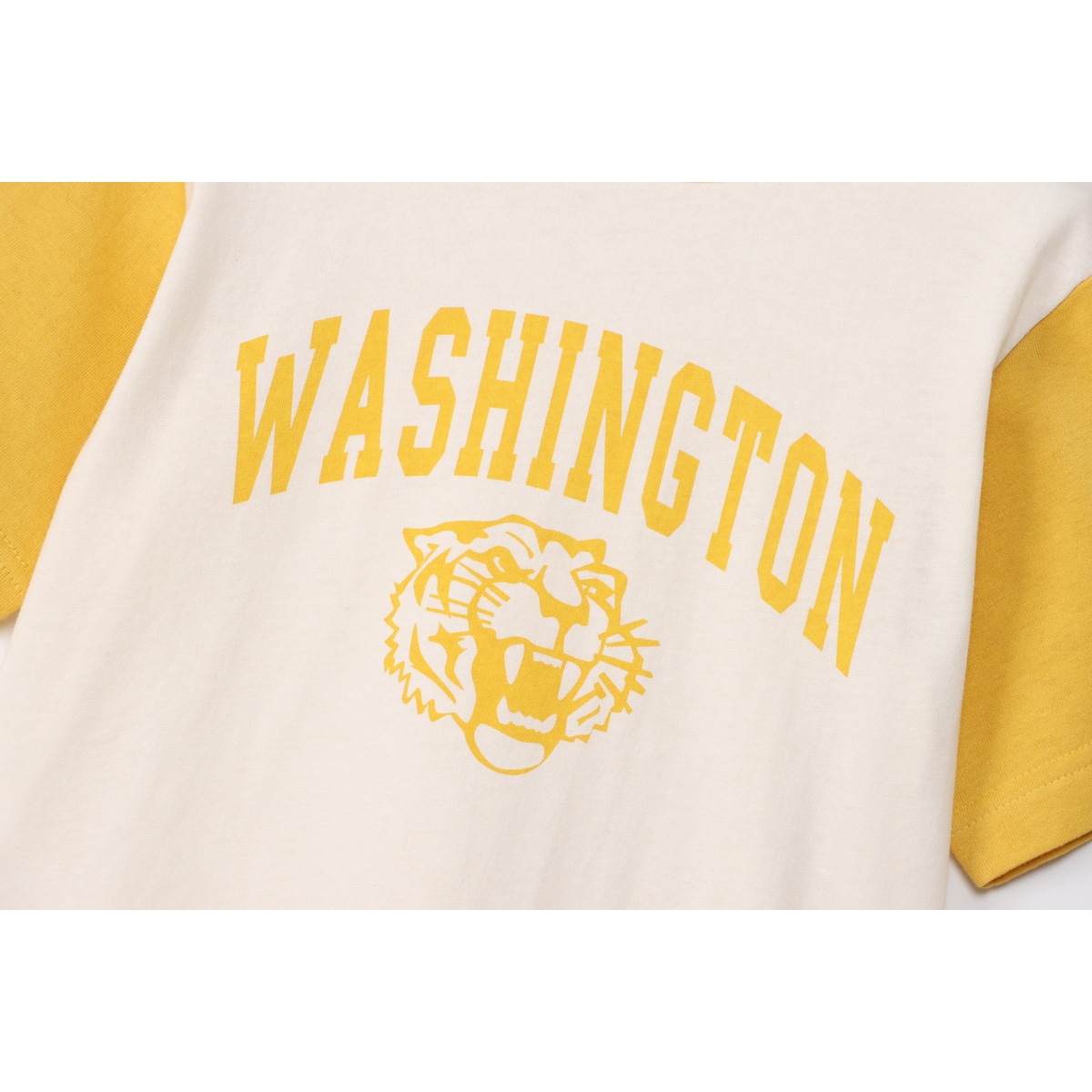 SHORT SLEEVE T-SHIRT