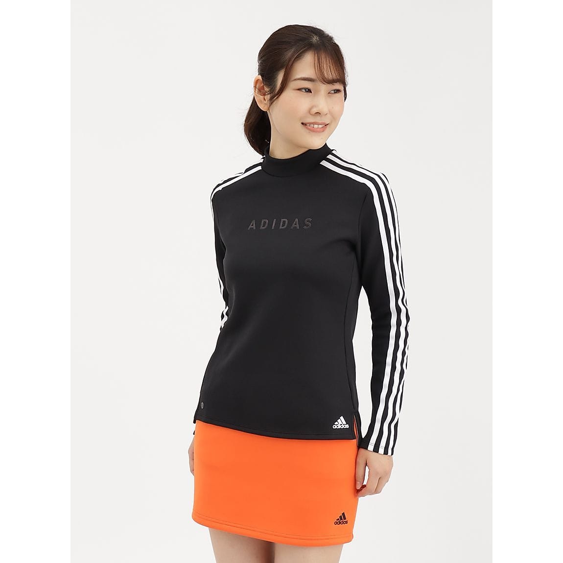 スリーストライプス 長袖モックネックシャツ