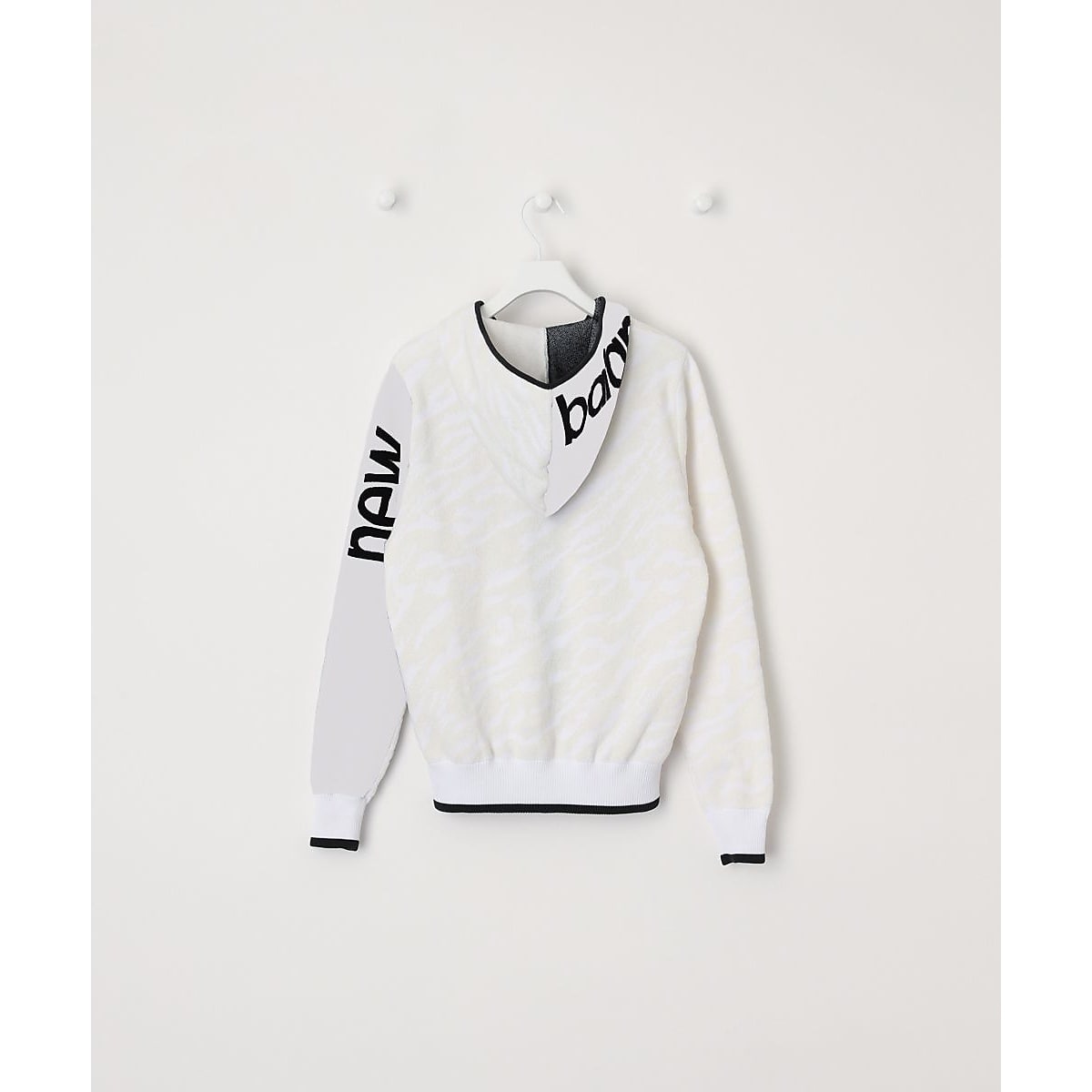 ＦＵＬＬ　ＺＩＰ　ＫＮＩＴ　ＨＯＯＤＩＥ
