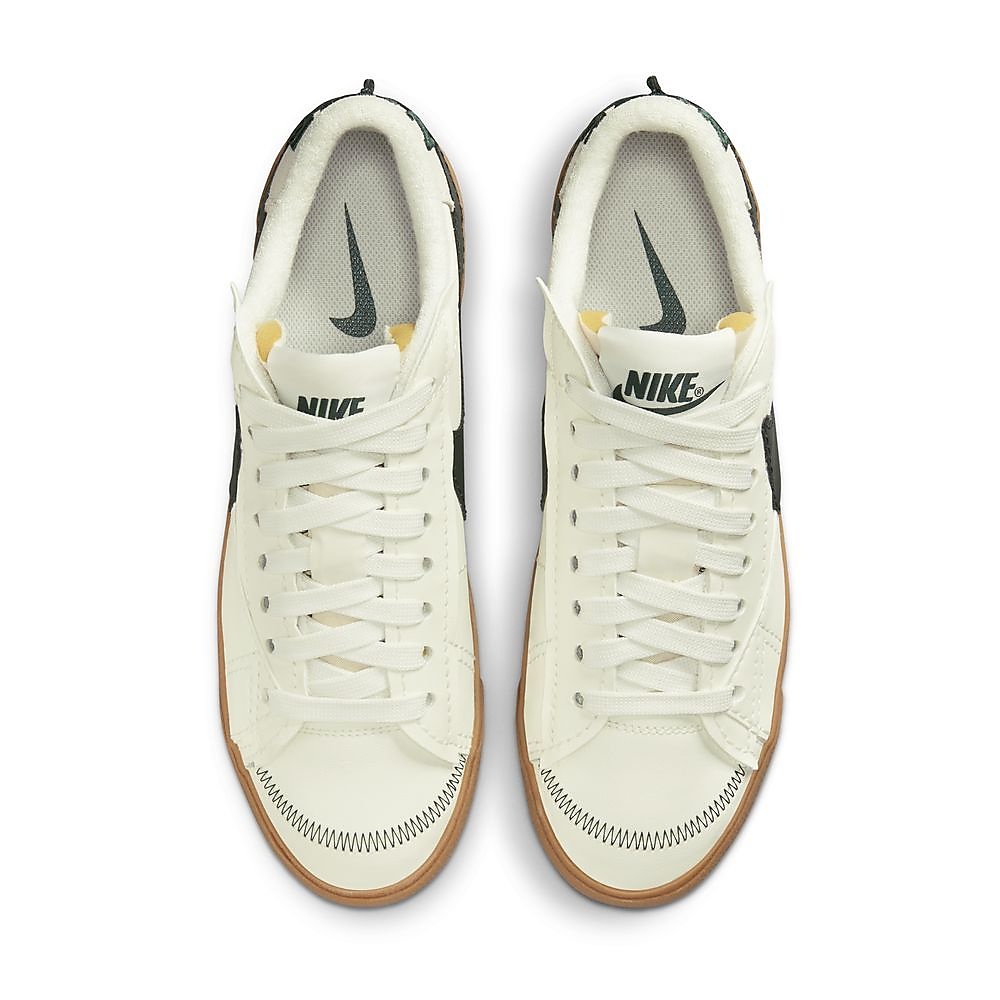 ナイキ ブレーザー LOW 77 ジャンボ WNTR