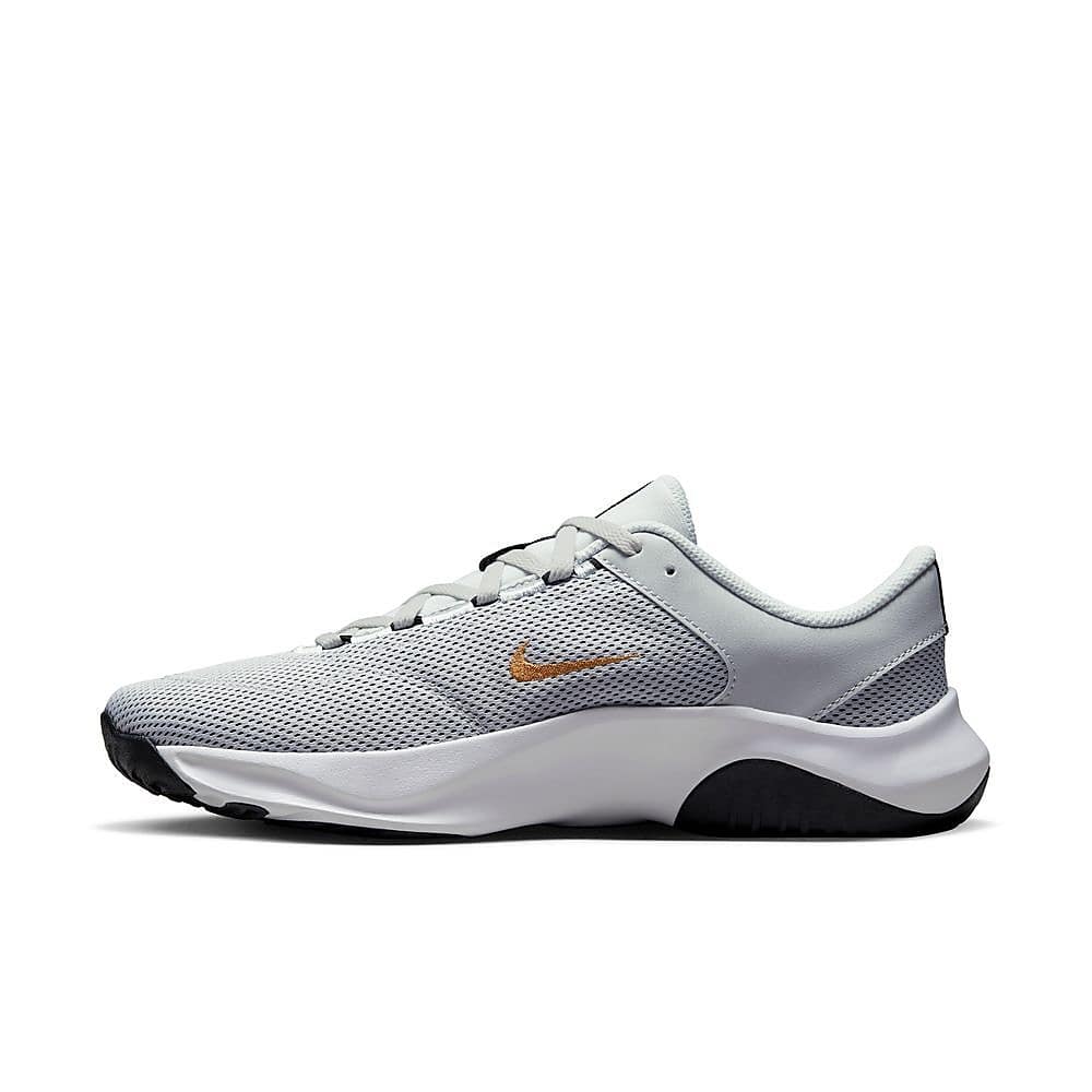NIKE LEGEND ESSENTIAL 3