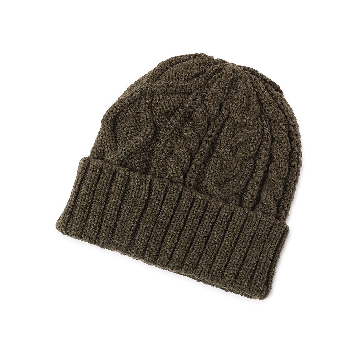 アラン編みニット