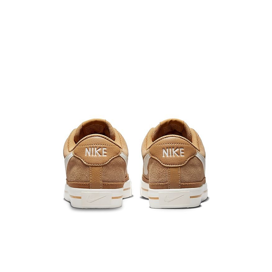 ナイキ コート レガシー スエード