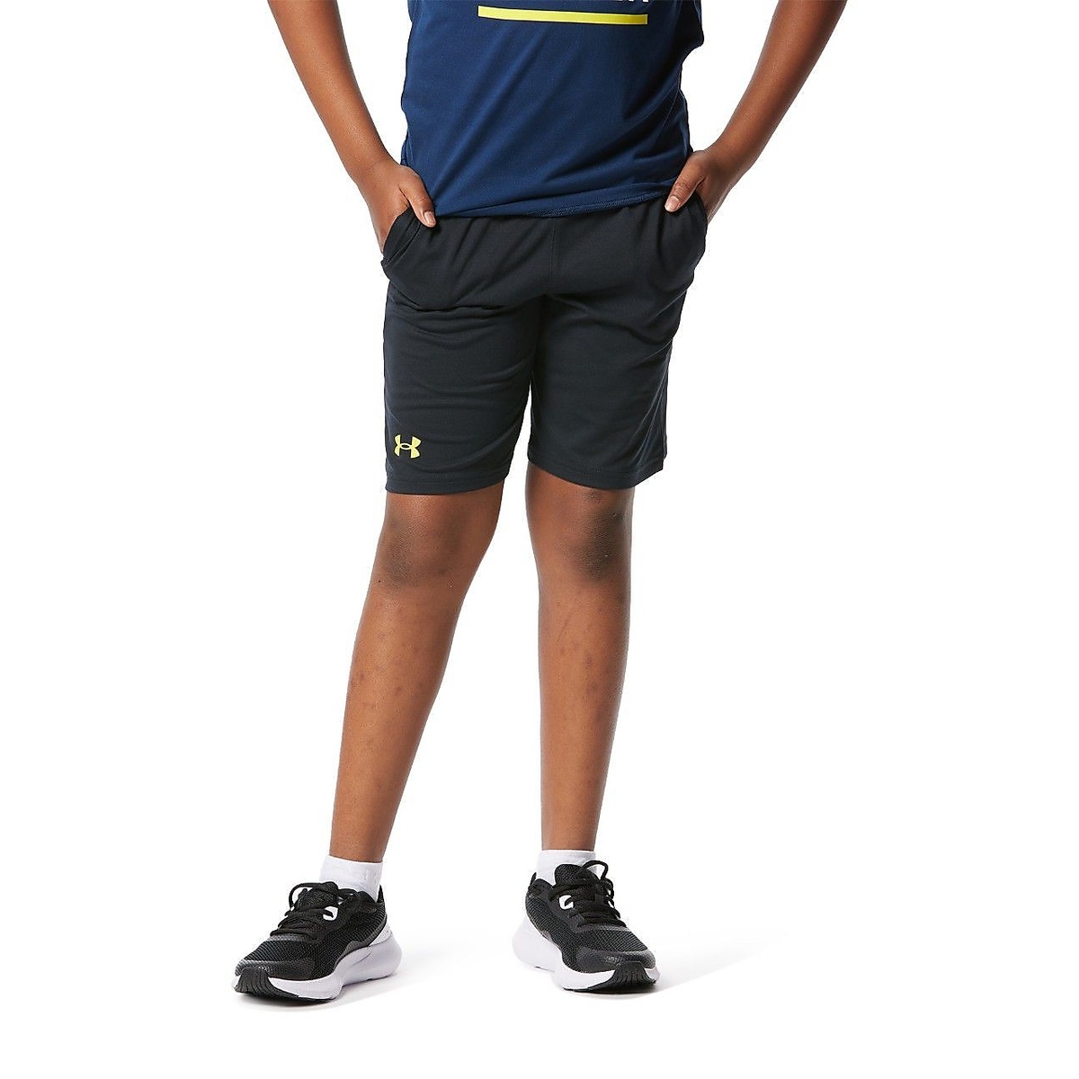 UA TECH SHORT SLEEVE T-SHIRT ＆ SHORTS SET