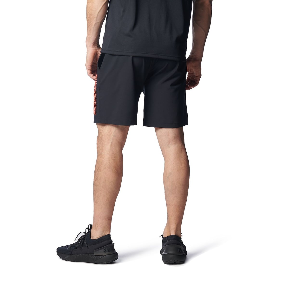 UA FRESH WOVEN SHORTS