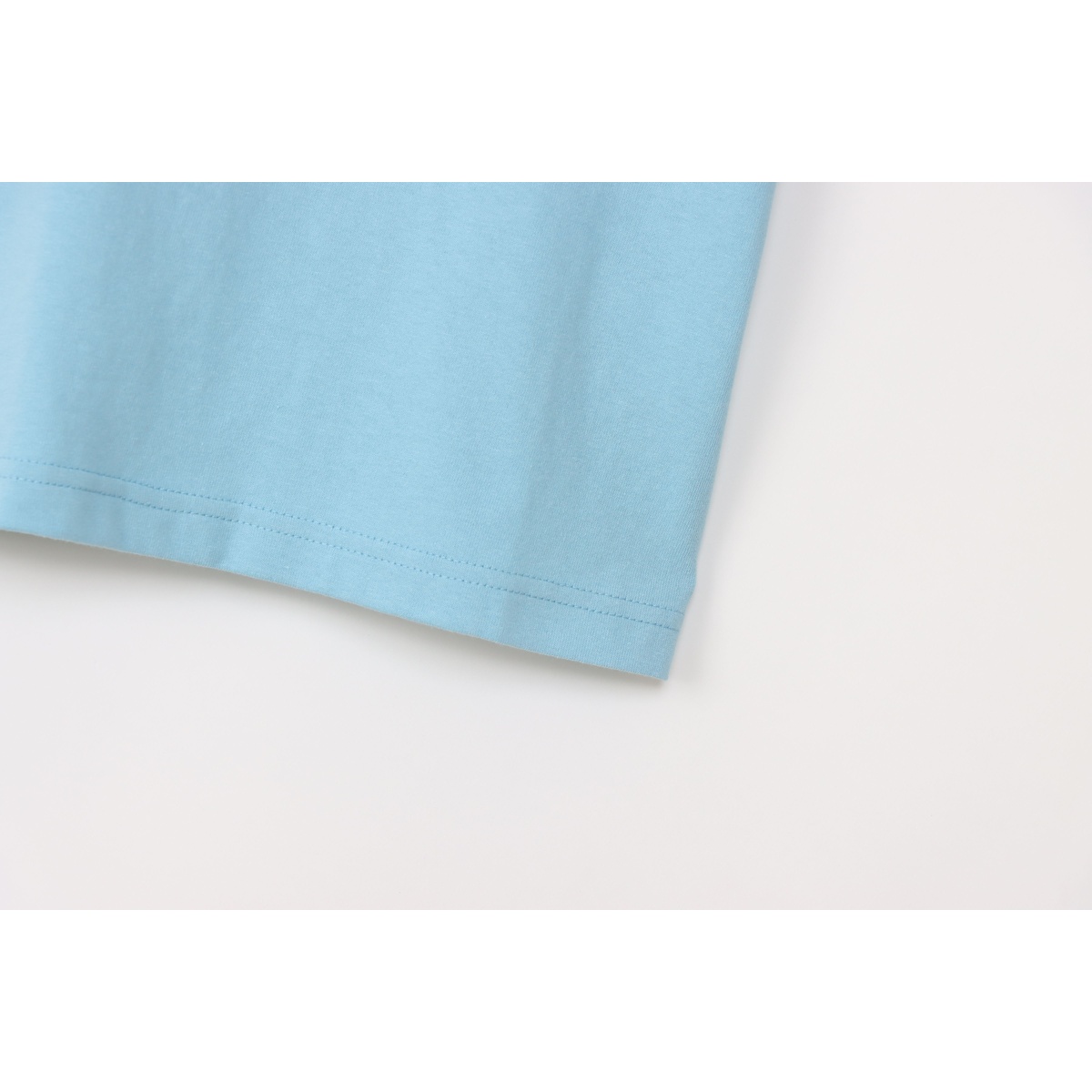 SHORT SLEEVE T-SHIRT