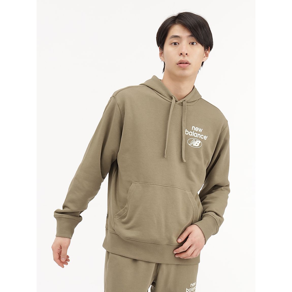 NB ESSENTIALS スウェットプルオーバーフーディ