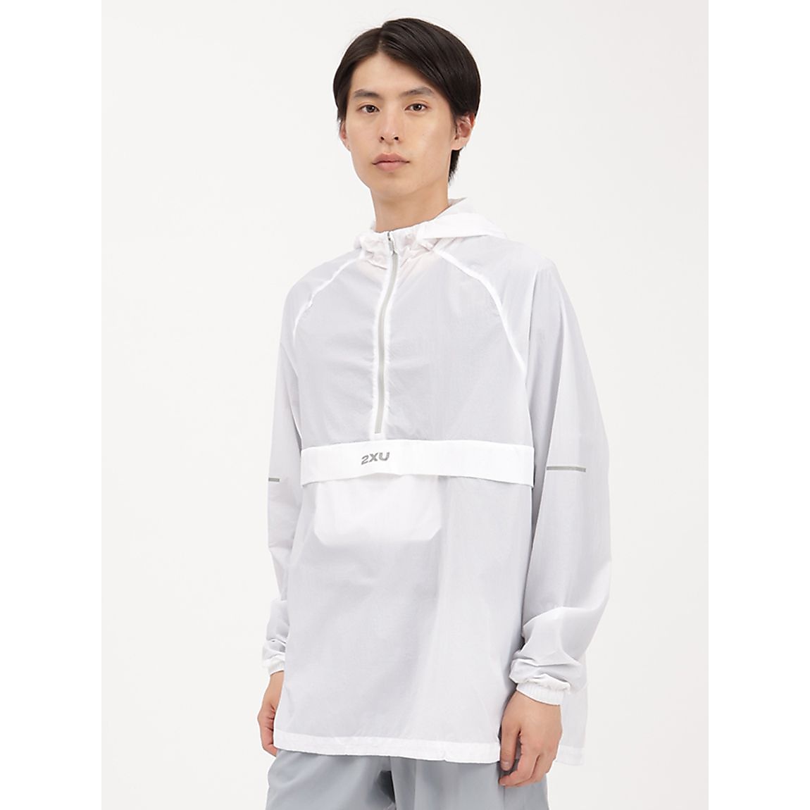 エアロ　アノラック