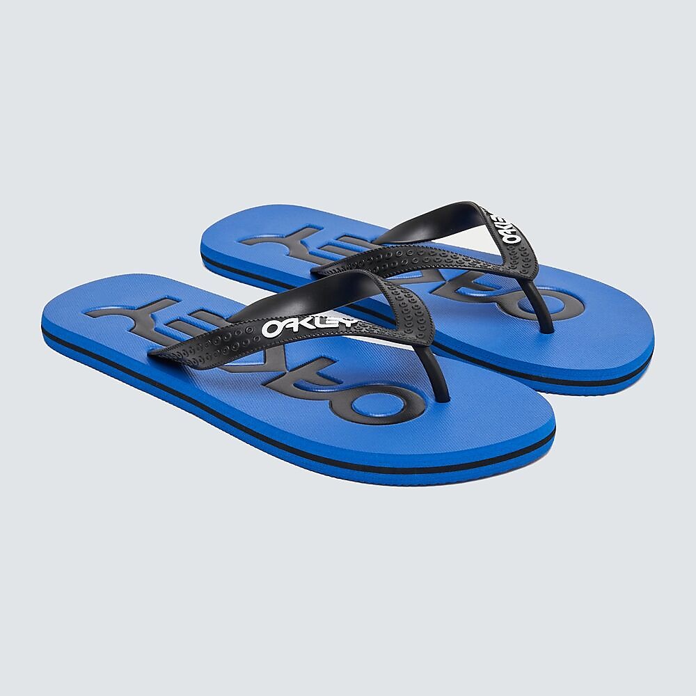 COLLEGE FLIP FLOP