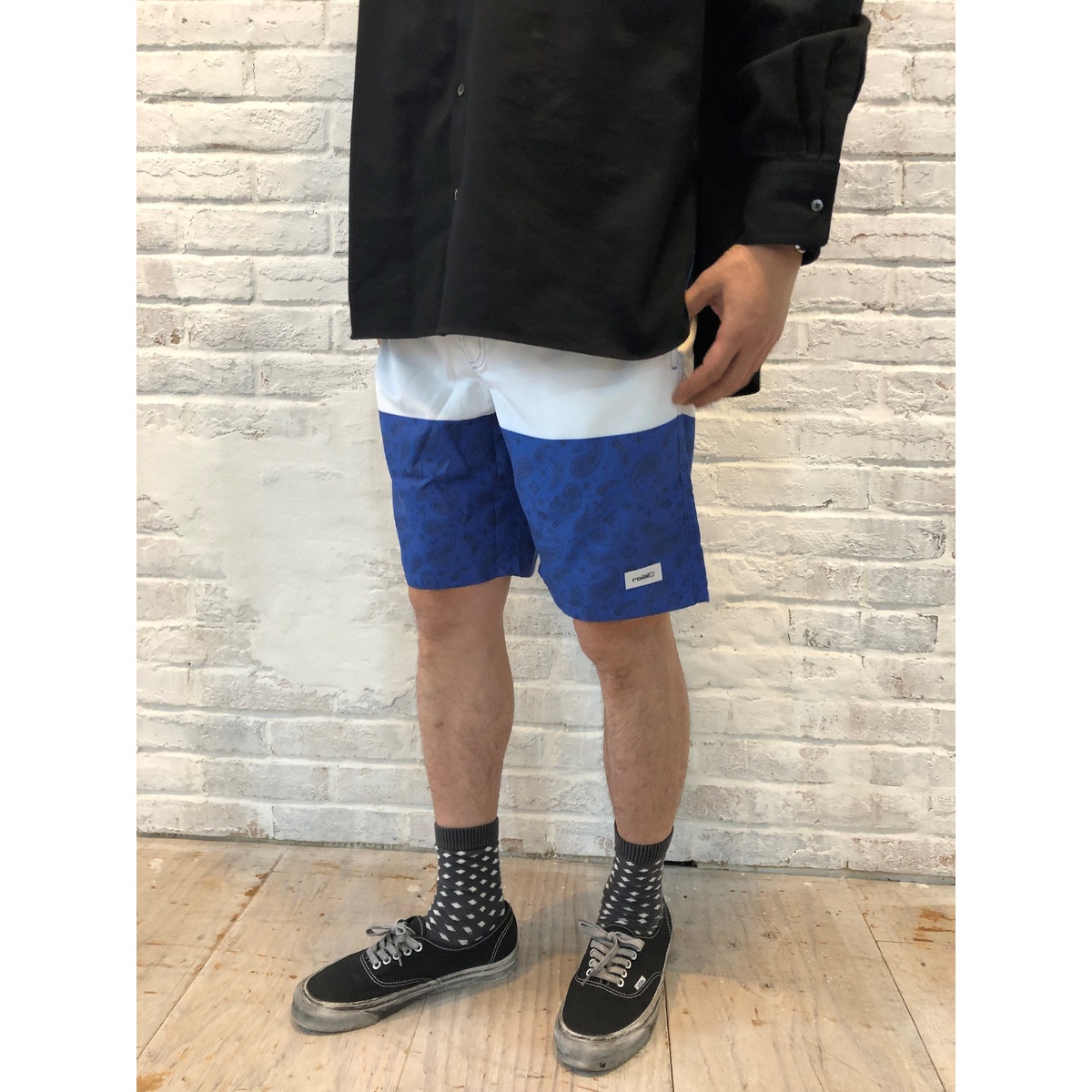 ROIAL ボードショーツ別注ペイズリー柄