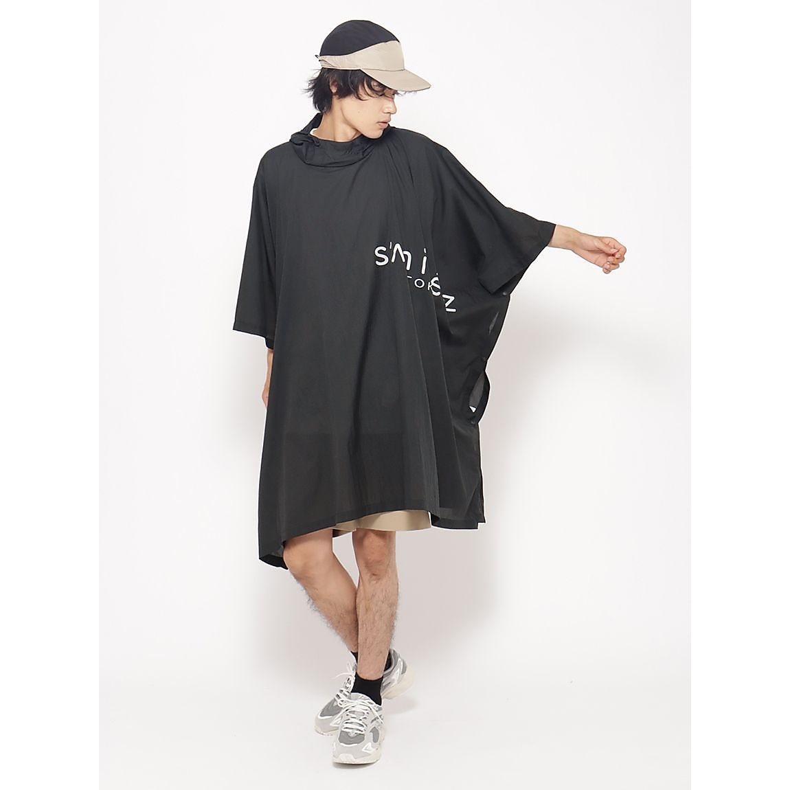 撥水NYLON　ポケッタブルポンチョUNISEX