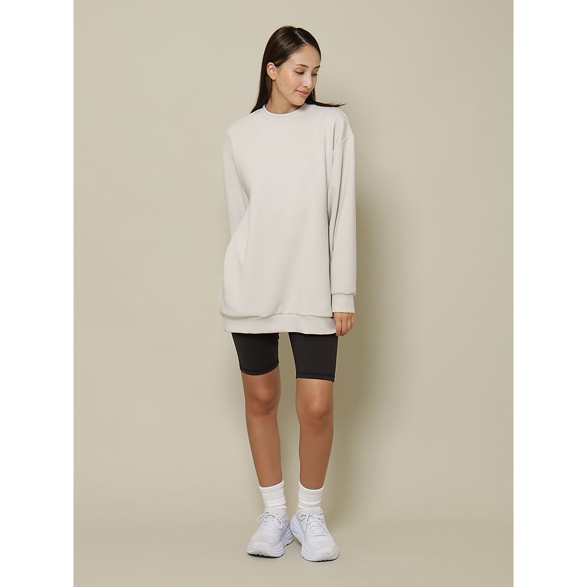 アクアスーティング クルーネックプルオーバー