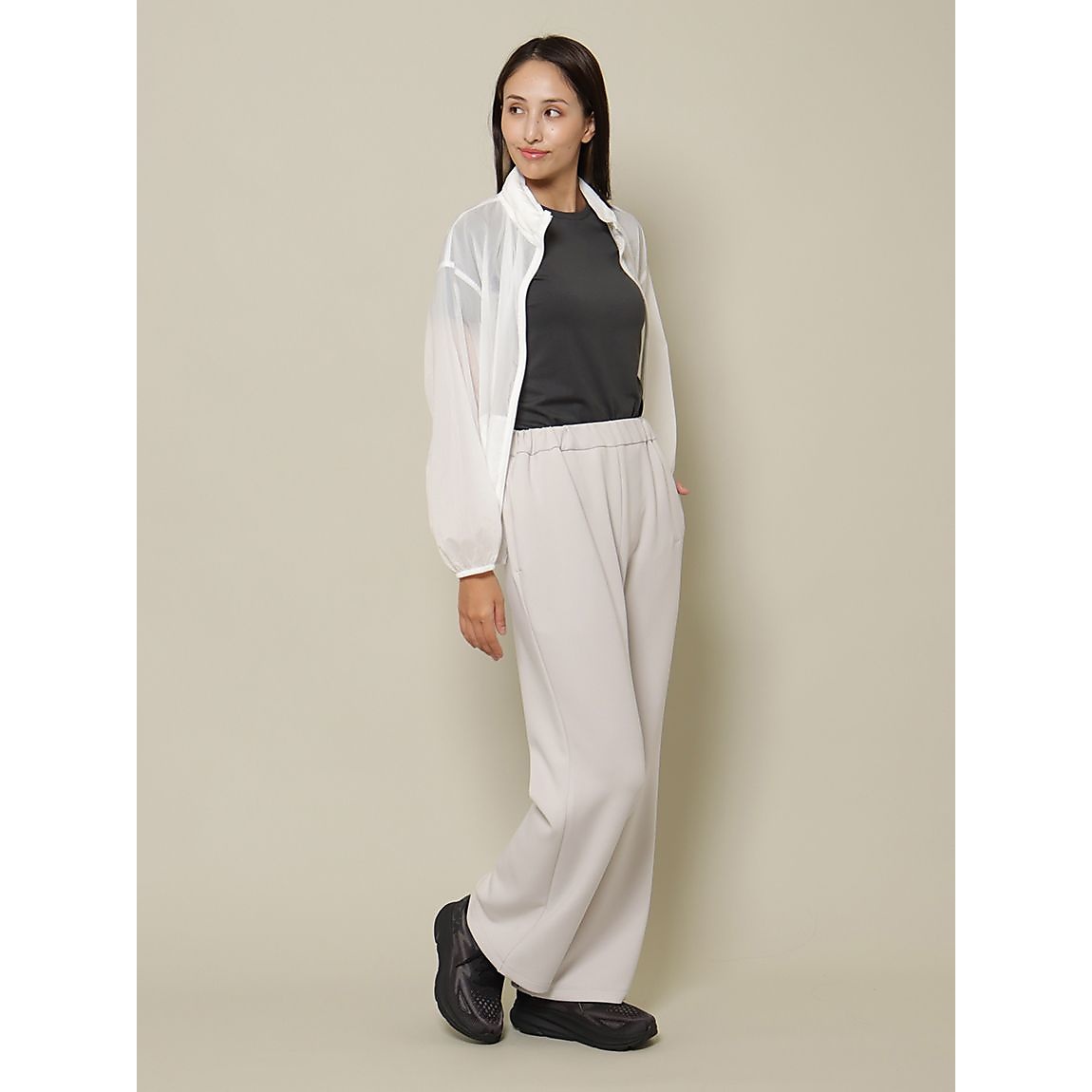 アクアスーティング ワイドフレアパンツ