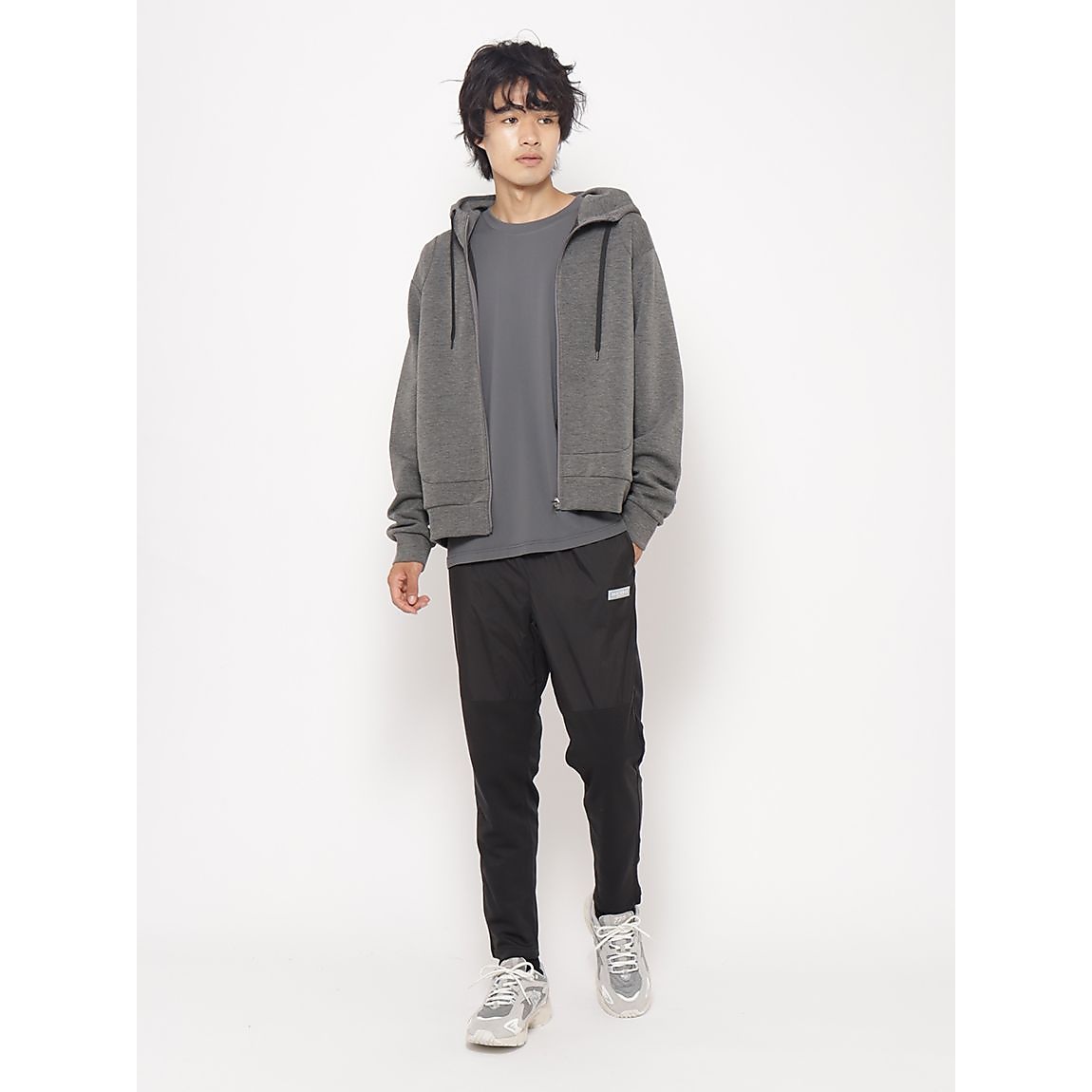 トリニティエアリーハイブリット トラックパンツMENS