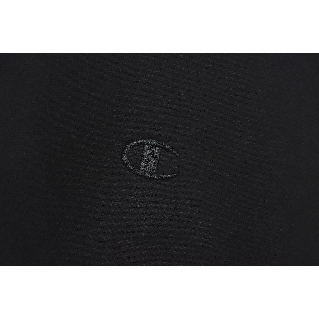 CREW NECK SWEATSHIRT