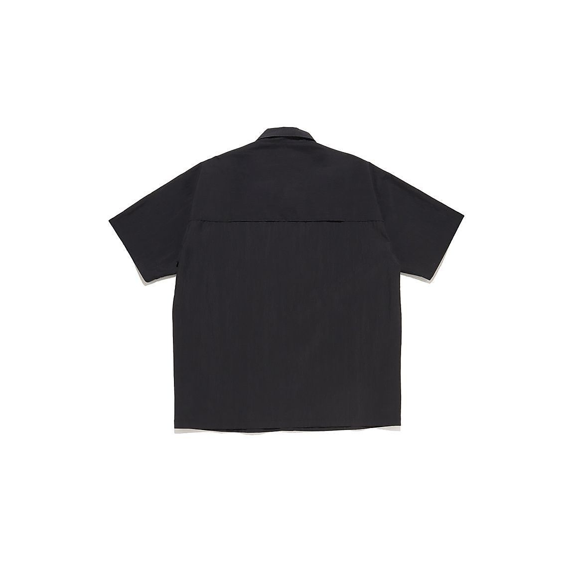 ハーフスリーブシャツ