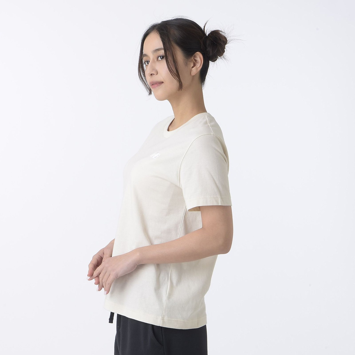 Sport Essentials Small Logo ショートスリーブTシャツ