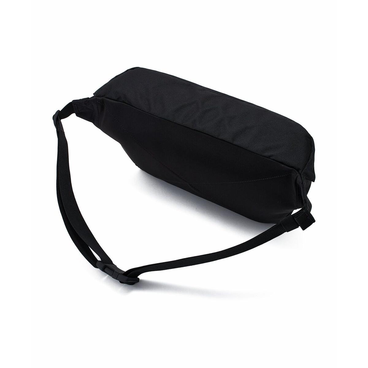 UA LARGE BODY BAG