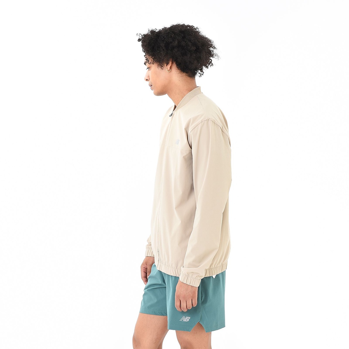 ストレッチウーブンボンバージャケット