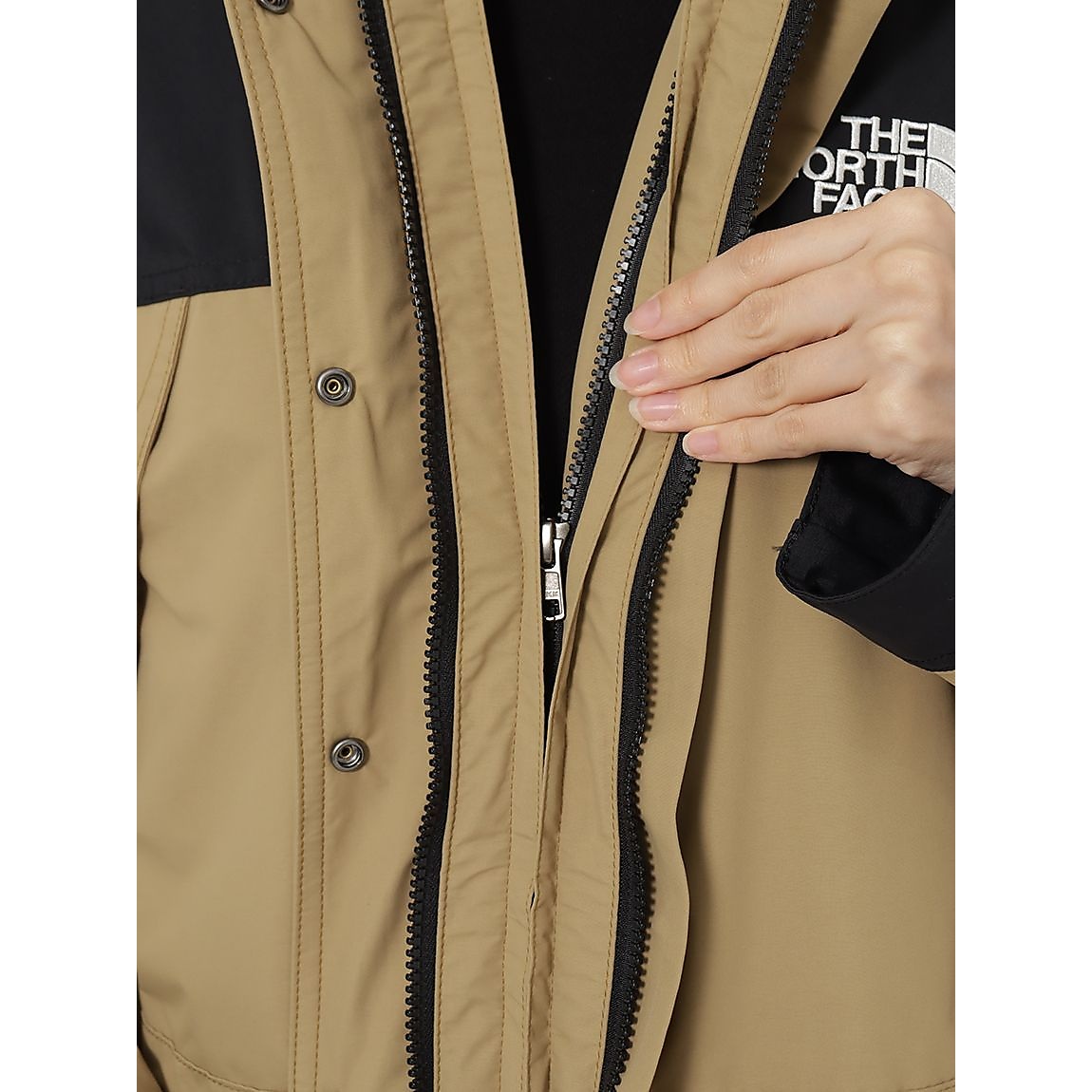 Mountain Light Jacket (マウンテンライトジャケット)