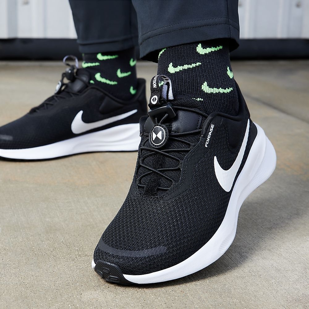 ナイキ ウィメンズ レボリューション 7 イージーオン