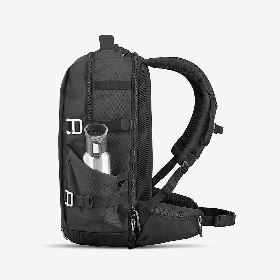 ハイキングカメラバックパック30LBLK