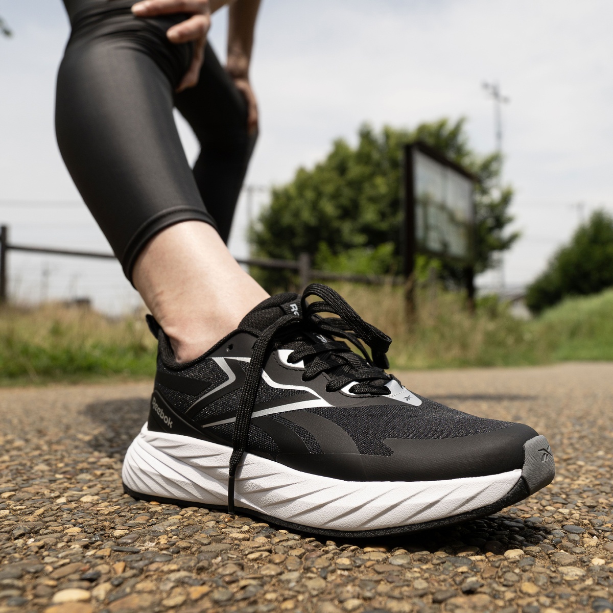 ヴァース / VERSE (ブラック/シルバー)